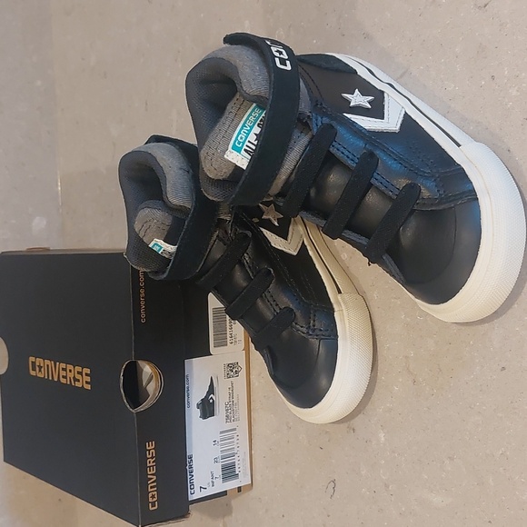 Converse Other - NWT, Converse, Size 7, Black and White Kids Sneakers